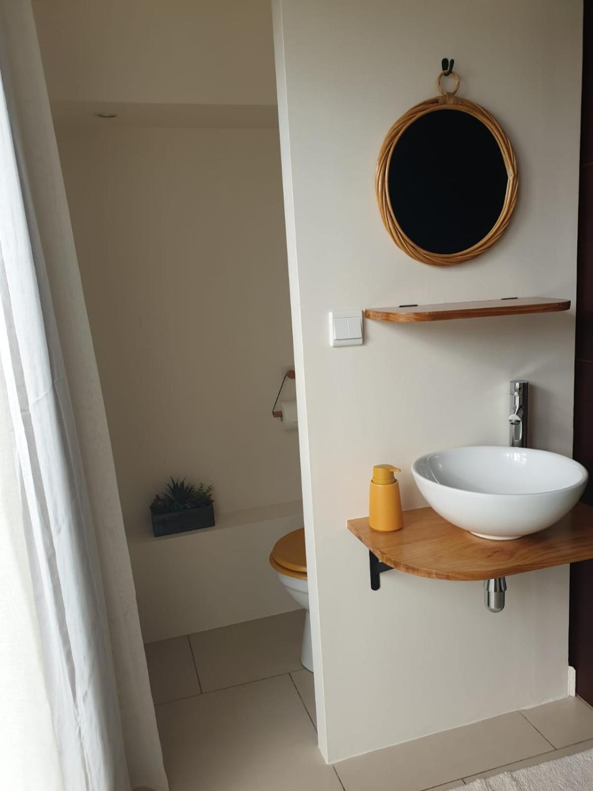 Bed and Breakfast Chez Blandine Et Sylvain Cascavelle Esterno foto